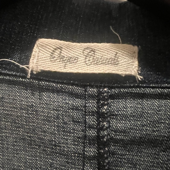 Denim jacket/ green thread and buttons. Light weight - Picture 4 of 5